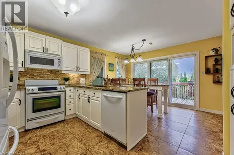 247 Rolling Acres Court Kitchener ON N2A 3W5