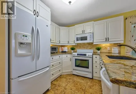 247 Rolling Acres Court Kitchener ON N2A 3W5