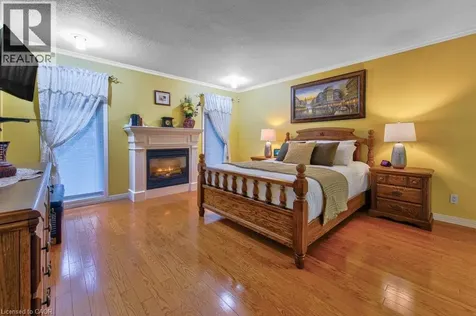 247 Rolling Acres Court Kitchener ON N2A 3W5