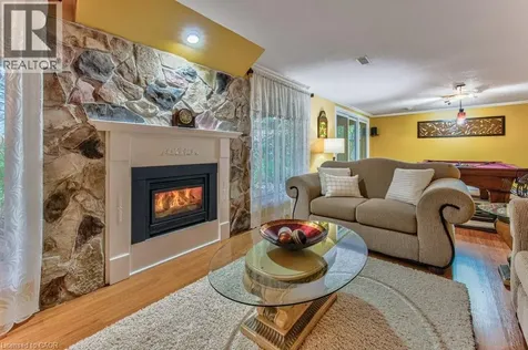 247 Rolling Acres Court Kitchener ON N2A 3W5