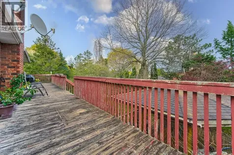 247 Rolling Acres Court Kitchener ON N2A 3W5