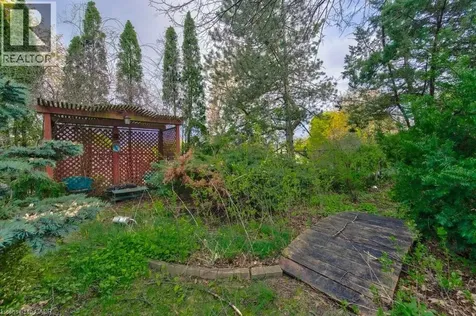 247 Rolling Acres Court Kitchener ON N2A 3W5