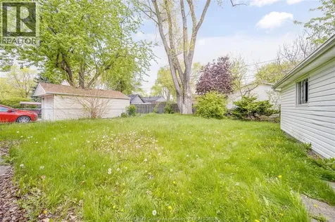 3264 Dominion Boulevard Windsor ON N9E 2N5