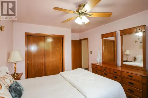 489 Mcnabb Street Sault Ste Marie ON P6B 1Z2