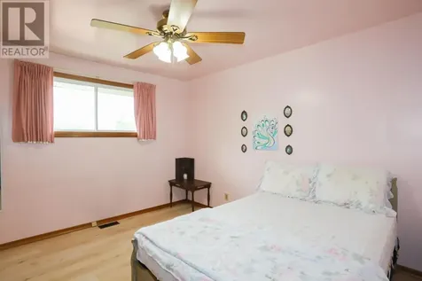 489 Mcnabb Street Sault Ste Marie ON P6B 1Z2