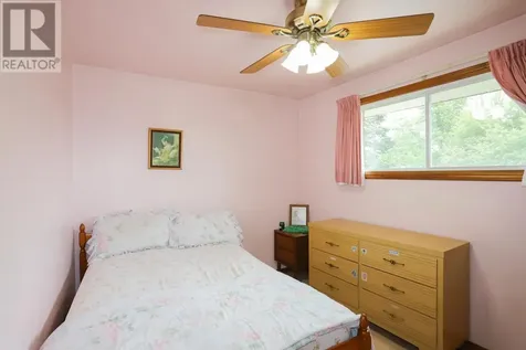 489 Mcnabb Street Sault Ste Marie ON P6B 1Z2