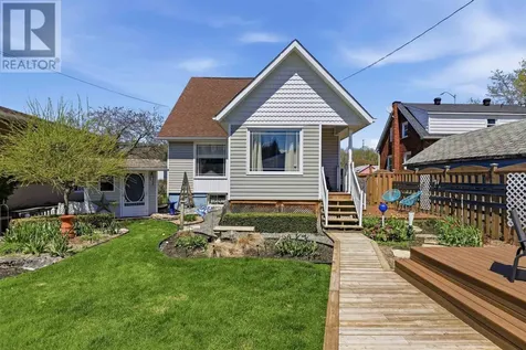 1073 Wellington Street Sault Ste Marie ON P6A 2P2