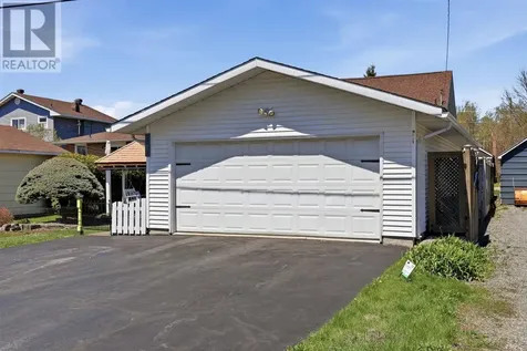 1073 Wellington Street Sault Ste Marie ON P6A 2P2