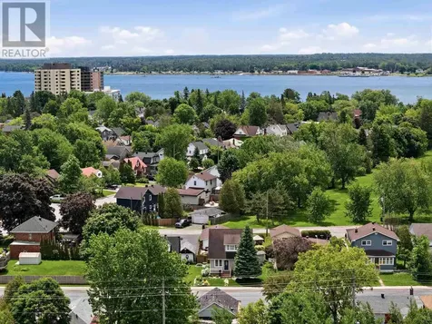 1073 Wellington Street Sault Ste Marie ON P6A 2P2