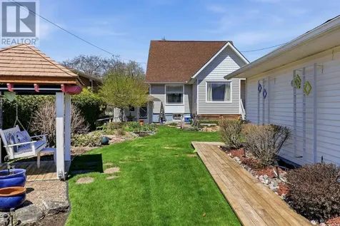 1073 Wellington Street Sault Ste Marie ON P6A 2P2