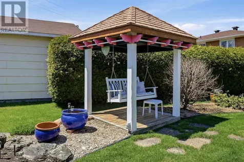 1073 Wellington Street Sault Ste Marie ON P6A 2P2