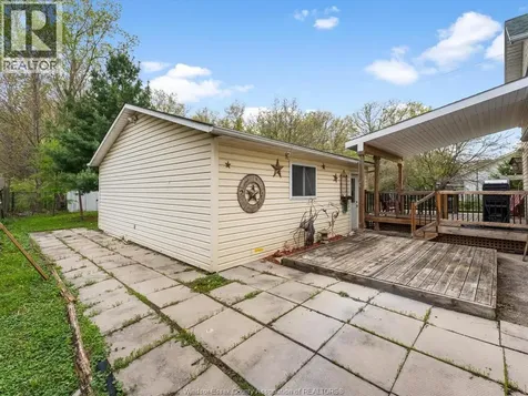 3803 Woodward Boulevard Windsor ON N8W 2Z2