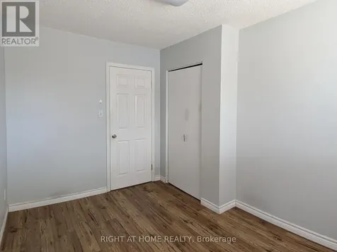 113 Southwood Drive Kitchener ON N2E 2J1