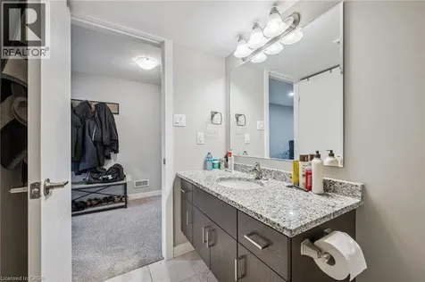 907 Robert Ferrie Drive Kitchener ON N2R 0P2