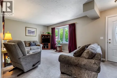 175 Sylvester Drive Chatham ON N7M 2B8