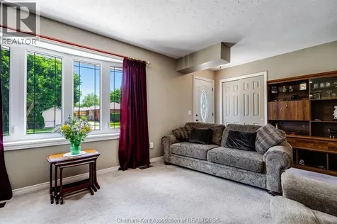 175 Sylvester Drive Chatham ON N7M 2B8