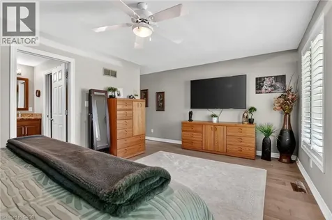7106 Woodgate Street Niagara Falls ON L2J 2C1