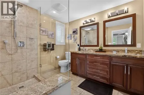 7106 Woodgate Street Niagara Falls ON L2J 2C1