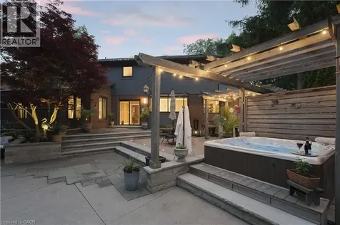 7106 Woodgate Street Niagara Falls ON L2J 2C1