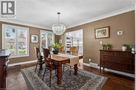 7106 Woodgate Street Niagara Falls ON L2J 2C1