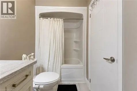 86 Woodberry Crescent Elmira ON N3B 0C8
