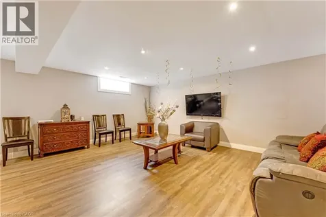 86 Woodberry Crescent Elmira ON N3B 0C8
