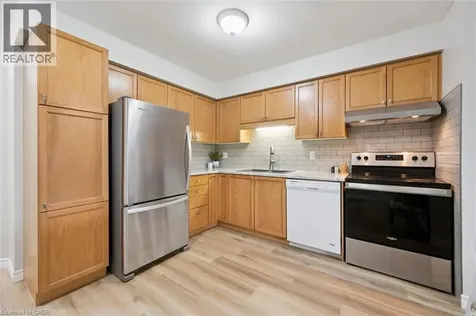 124 Gosling Gardens Guelph ON N1G 5K6