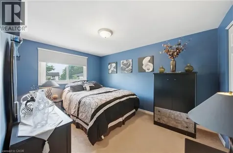 340 Cyrus Street Cambridge ON N3H 1H3