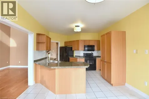 50 Winegarden Trail Dundas ON L9H 7M2