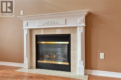 50 Winegarden Trail Dundas ON L9H 7M2
