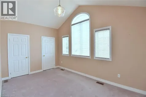 50 Winegarden Trail Dundas ON L9H 7M2