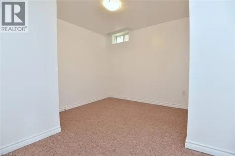 50 Winegarden Trail Dundas ON L9H 7M2