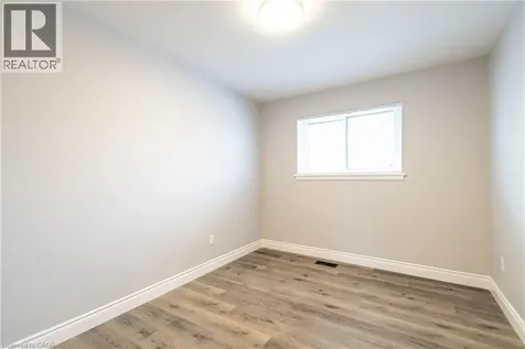 196 Upper Paradise Road Hamilton ON L9C 5B9