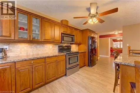 599 Coldstream Drive Waterloo ON N2V 2H3