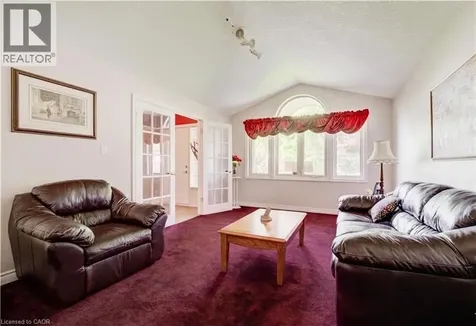 599 Coldstream Drive Waterloo ON N2V 2H3