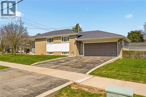491 Warminster Drive Oakville ON L6L 4N4