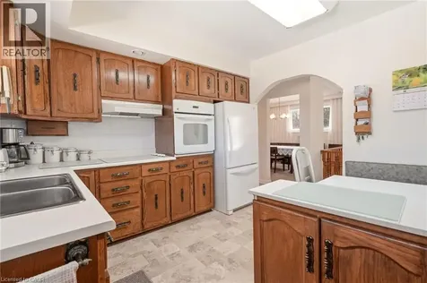 491 Warminster Drive Oakville ON L6L 4N4