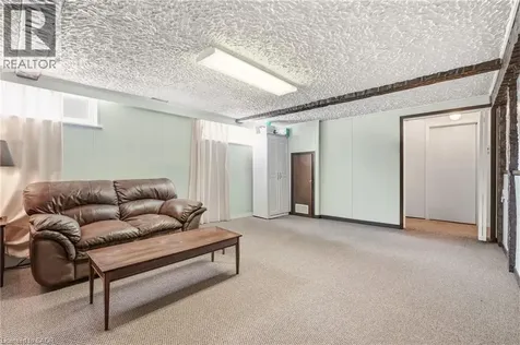 491 Warminster Drive Oakville ON L6L 4N4