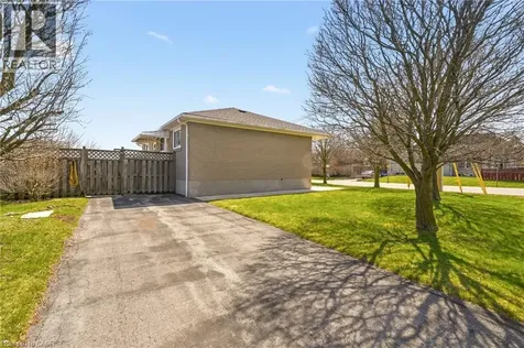 491 Warminster Drive Oakville ON L6L 4N4