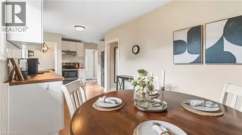 17 Alba Street Stoney Creek ON L8G 1N9