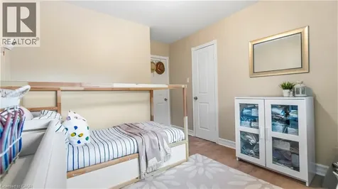 17 Alba Street Stoney Creek ON L8G 1N9