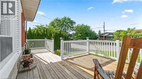 17 Alba Street Stoney Creek ON L8G 1N9