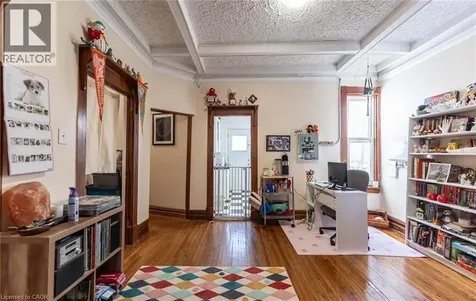 25 West Avenue South Hamilton ON L8N 2S2