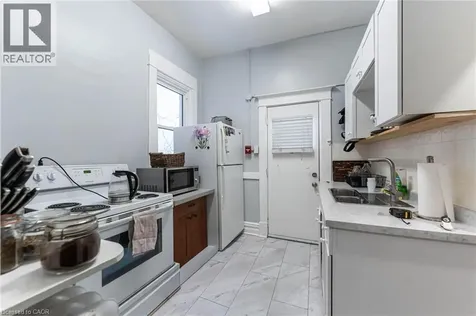 25 West Avenue South Hamilton ON L8N 2S2
