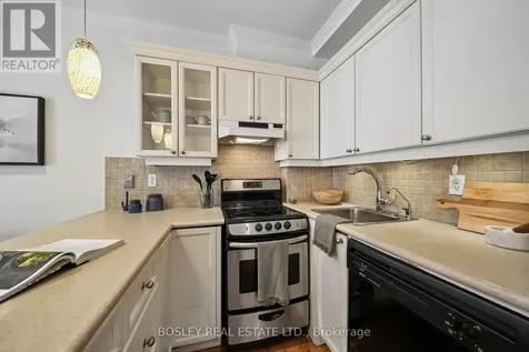 15 Glen Manor Drive Toronto (the Beaches) ON M4E 2X3