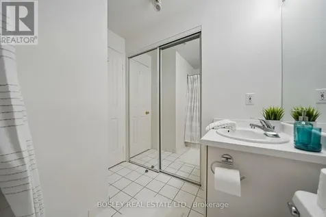 15 Glen Manor Drive Toronto (the Beaches) ON M4E 2X3