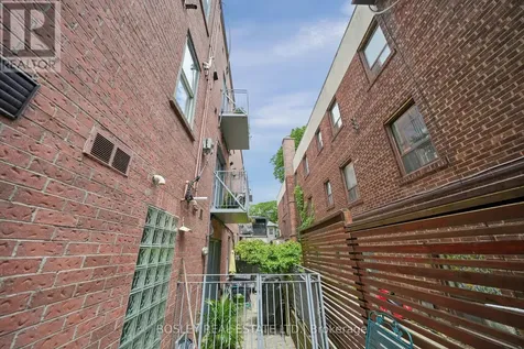15 Glen Manor Drive Toronto (the Beaches) ON M4E 2X3