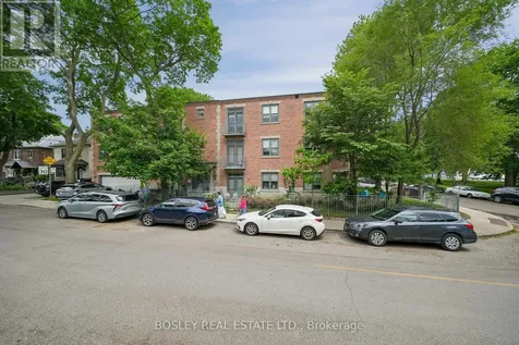 15 Glen Manor Drive Toronto (the Beaches) ON M4E 2X3