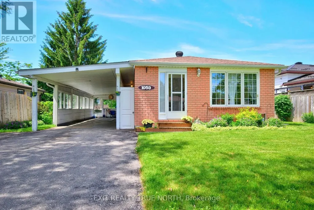 1053 Glen Bogie Crescent Midland ON L4R 4S6