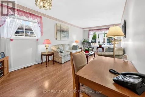 1053 Glen Bogie Crescent Midland ON L4R 4S6